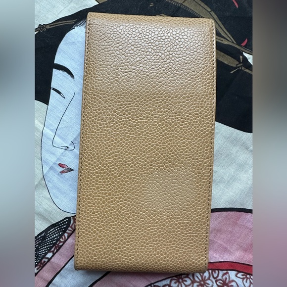 💛Chanel pouch, case, holder in a golden caviar leather for sunglasses, money - Picture 6 of 15